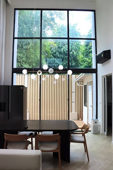 living room and room interior of Estara Haven Phatthanakan 20 (เอสทารา เฮเว่น พัฒนาการ 20)