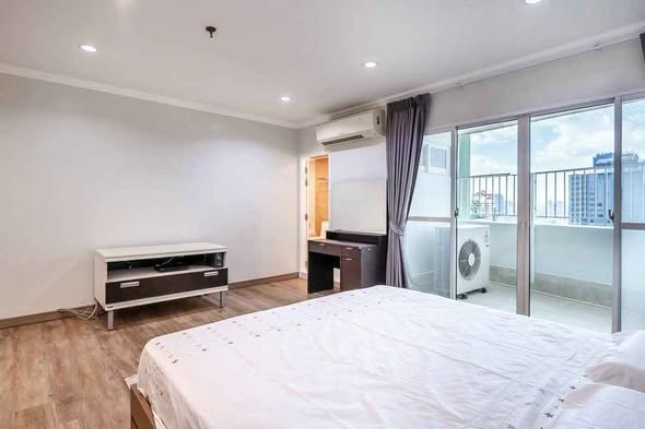 bedroom of Fifty-Fifth Tower