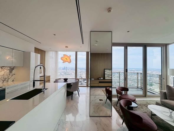 Four Seasons Private Residences