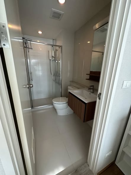 room interior of Fuse Chan Sathorn