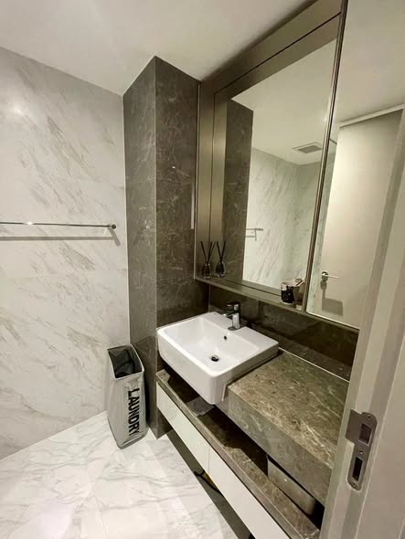 bathroom of Fynn Asoke