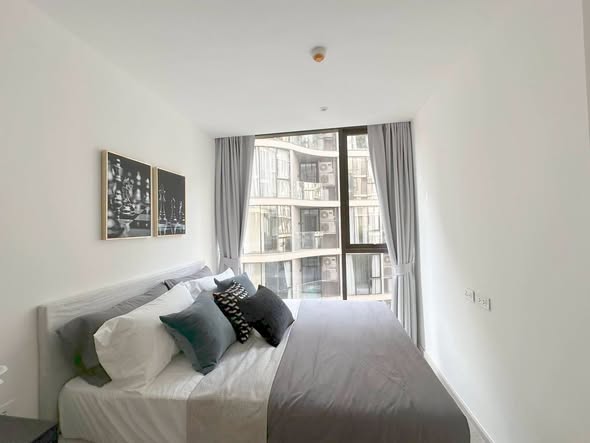 bedroom of Fynn Asoke
