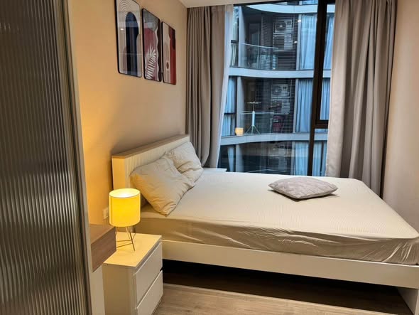 bedroom of Fynn Asoke