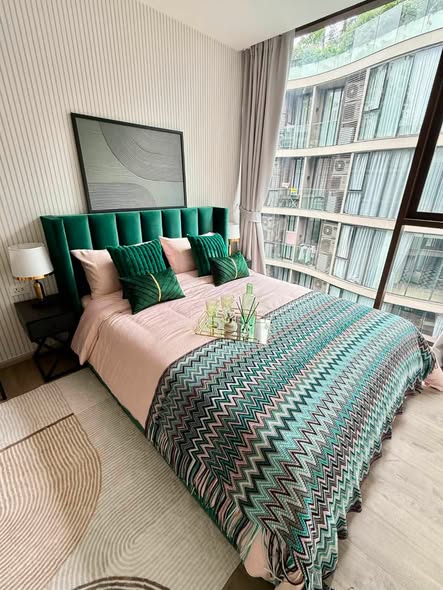 bedroom of Fynn Asoke