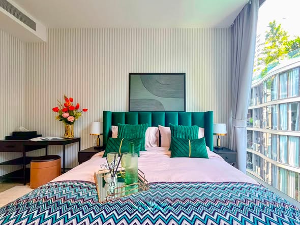 bedroom of Fynn Asoke