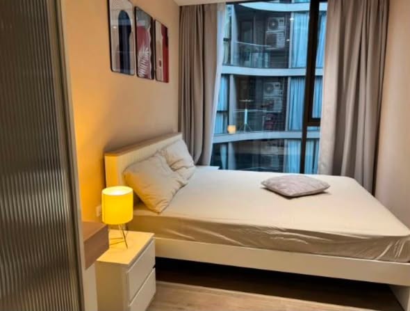 bedroom of Fynn Asoke