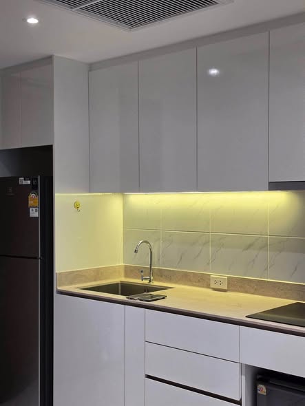 kitchen of Fynn Asoke