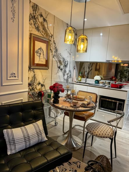 living room of Fynn Asoke
