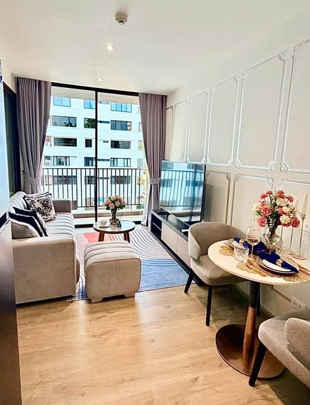 living room of Fynn Asoke