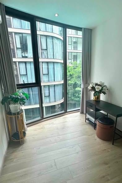 living room and room interior of Fynn Asoke
