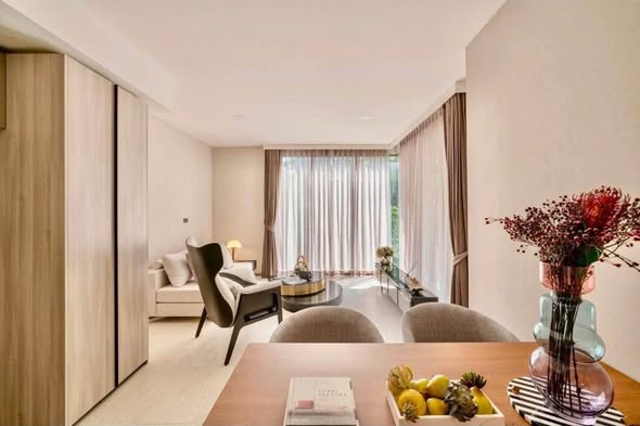 bedroom and living room of Fynn Sukhumvit 31