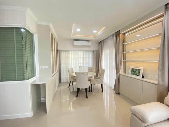 bedroom and living room of Golden Neo, Sukhumvit LaSalle