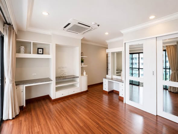 room interior of G.P.GRANDE TOWER