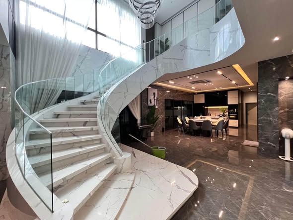 Grand Bangkok Boulevard Bangna-Onnut แกรนด์ บางกอก บูเลอวาร์ด บางนา-อ่อนนุช