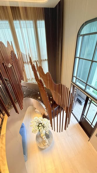 Grand Bangkok Boulevard Sukhumvit – Srinakarin