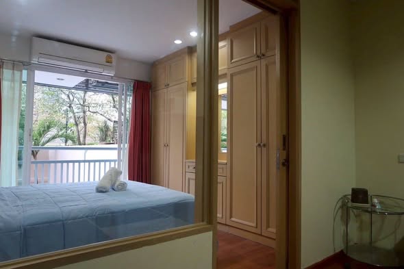 bedroom and room interior of Grand Park View Asok