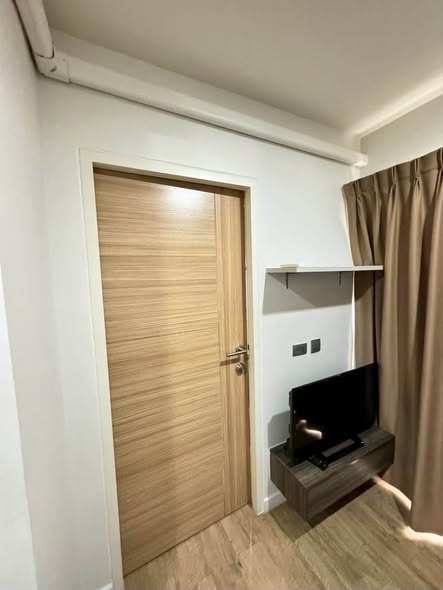 bedroom and room interior of H2 METAL Condo