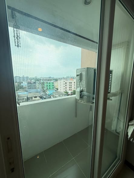 room interior of Happy Condo Rachada 18