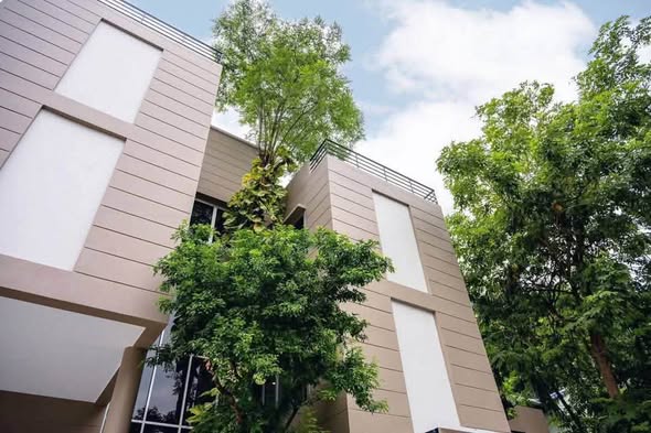 เฮดควอเทอร์ส วิภาวดี (Headquarters Vibhavadi)