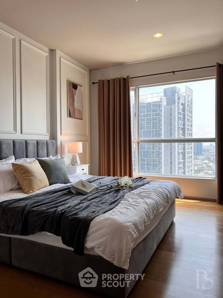 bedroom of Hive Sathorn