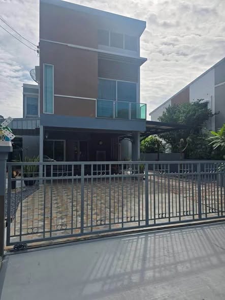 Home Place The Park (Ring Road – Rama 9).