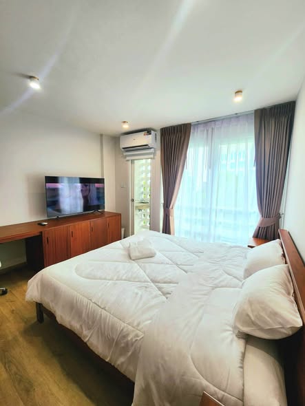 bedroom of i-House Laguna Garden RCA – Building A (Blue)