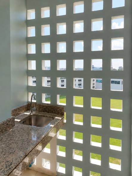 room interior and bathroom of i-House Laguna Garden RCA – Building A (Blue)