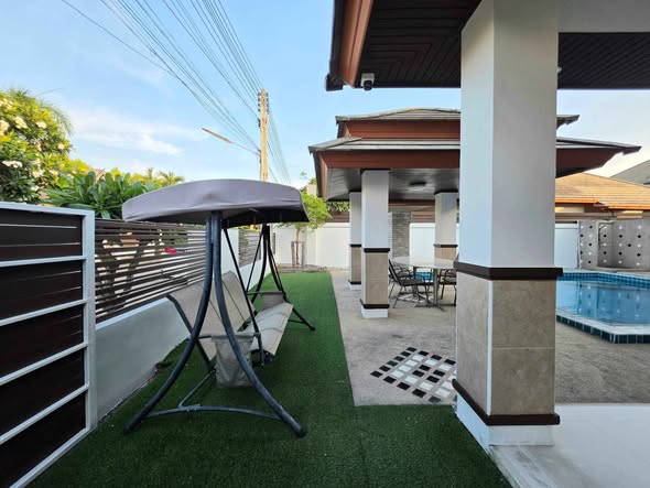 I-NINE Pool Villa