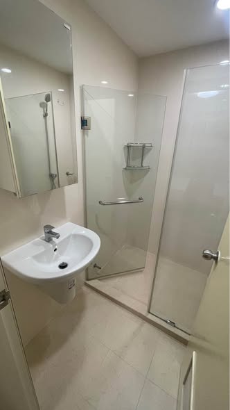 room interior of iCondo Sukhumvit 103