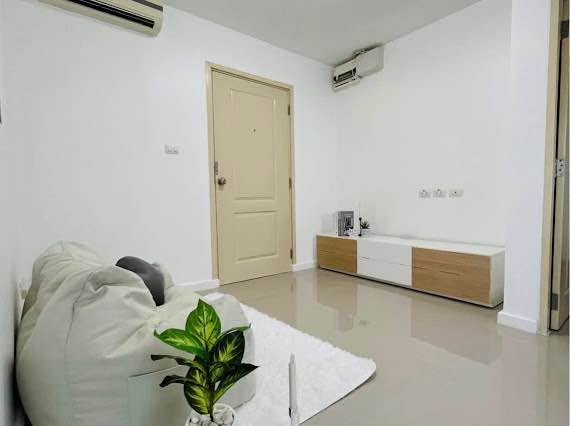 bedroom of iCondo Sukhumvit 105
