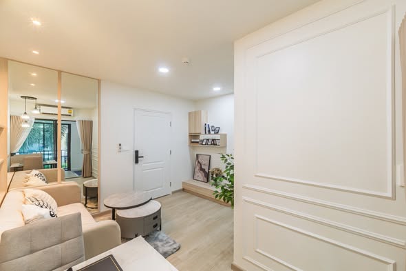 room interior of iCondo Sukhumvit 105