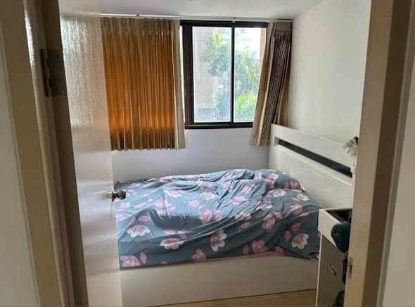 bedroom of Ideo Blucove Sathorn