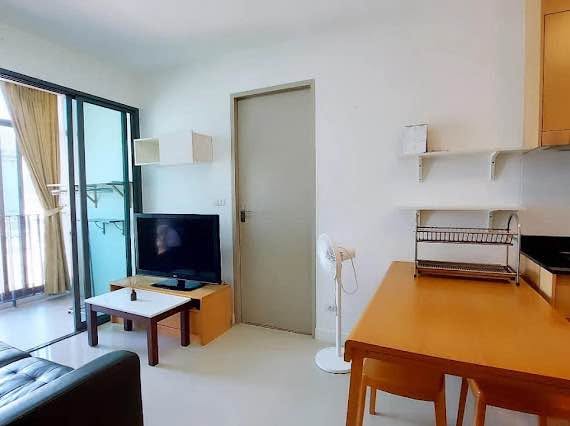bedroom of Ideo BluCove Sukhumvit