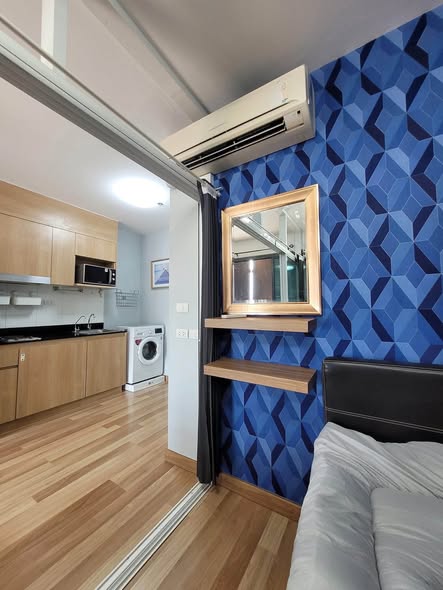 bedroom and room interior of Ideo BluCove Sukhumvit