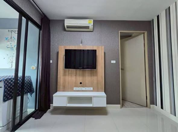 bedroom of Ideo Lat Phrao 5