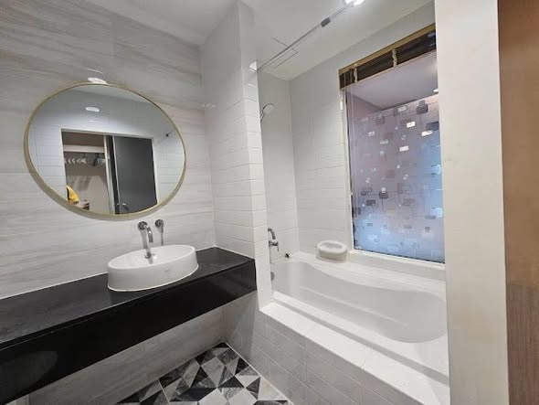 bathroom of Ideo Mix Sukhumvit 103
