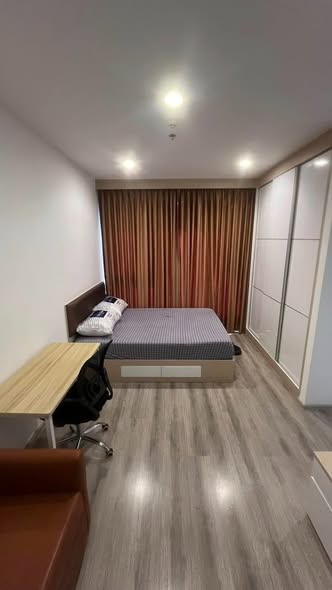 bedroom of Ideo Mobi Asoke