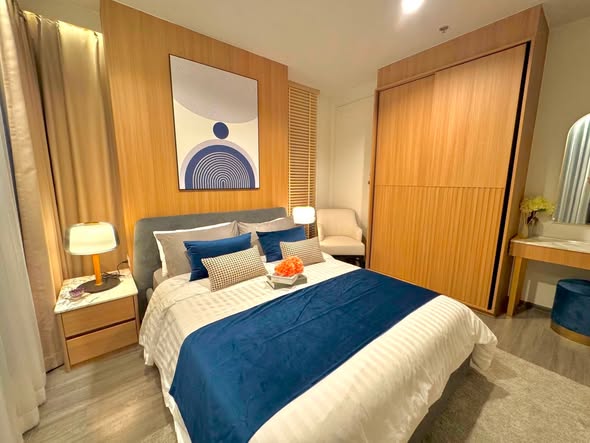 bedroom of Ideo Mobi Rang Nam