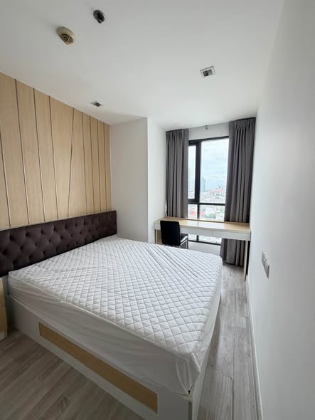 bedroom of Ideo Mobi Sathorn