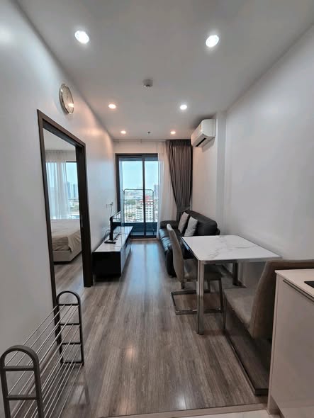 living room of Ideo Mobi Sukhumvit 66