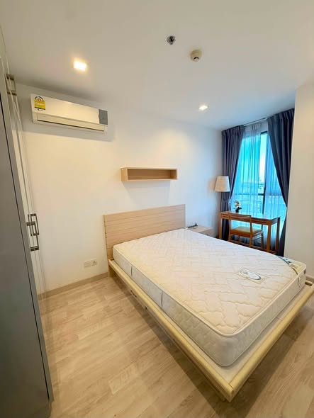 bedroom of Ideo Mobi Sukhumvit 81