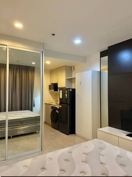 bedroom of Ideo Mobi Sukhumvit 81