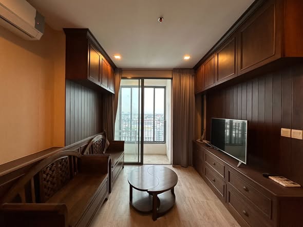 living room of Ideo Mobi Sukhumvit 81