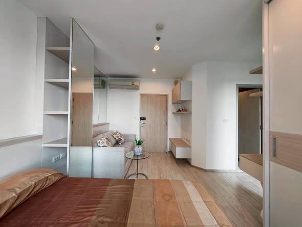 bedroom of Ideo Mobi Sukhumvit Eastgate