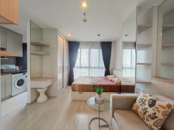 bedroom of Ideo Mobi Sukhumvit Eastgate