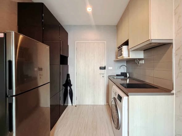 kitchen of Ideo Mobi Sukhumvit Eastgate