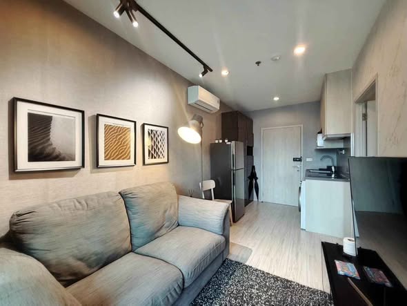 living room of Ideo Mobi Sukhumvit Eastgate