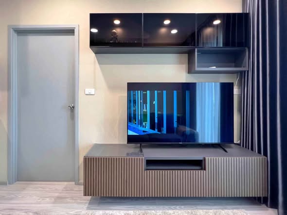 living room and room interior and kitchen of Ideo Mobi Sukhumvit Eastgate