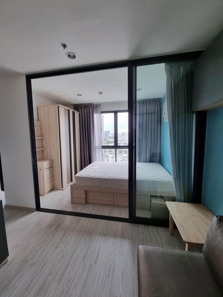 bedroom and room interior of Ideo Mobi Wongsawang Interchange