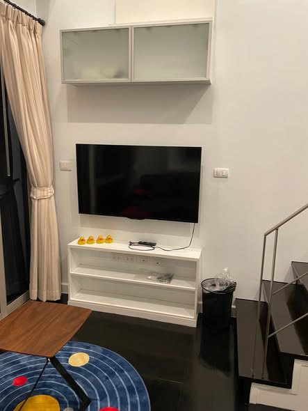 room interior of Ideo Morph 38